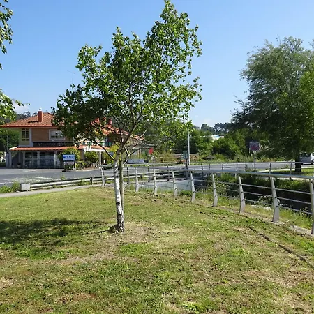 A Marisqueira I Aeropuerto A Coruna فندق أوليروس