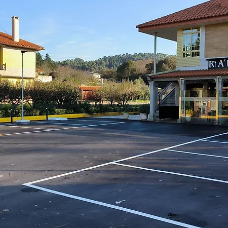 A Marisqueira I Aeropuerto A Coruna אוליירוס