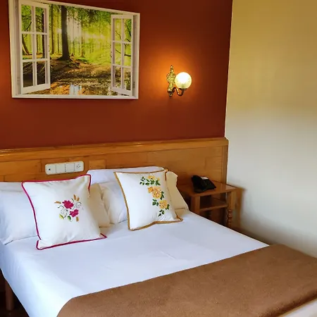 מלון A Marisqueira I Aeropuerto A Coruna 2*