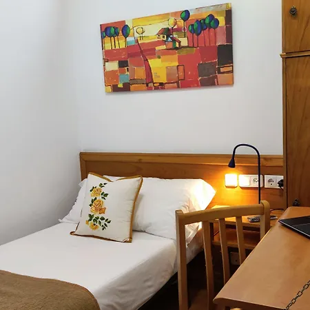 A Marisqueira I Aeropuerto A Coruna 2*