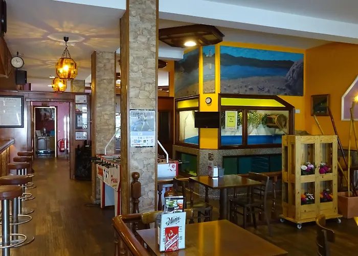 Otel A Marisqueira I Aeropuerto A Coruna Oleiros